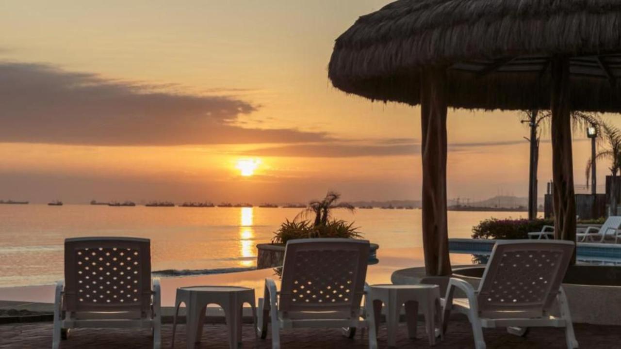 Torre Oceanica En Salinas - Ecuador Lägenhet Exteriör bild
